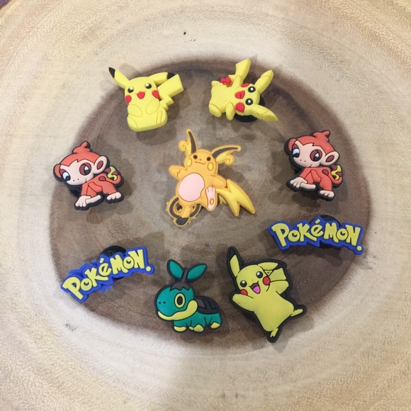 pokemon croc charms